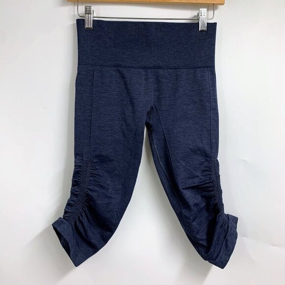 Lululemon In The Flow Crop Ruched Navy Blue Heathered Perforated Leggings Size 4 - Picture 2 of 11